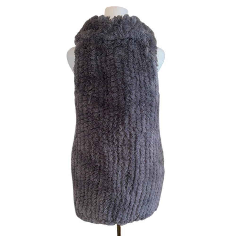 NWT Donna Saylers Fabulous Faux Fur Knitted Vest Slate Grey Size Medium - Picture 7 of 13